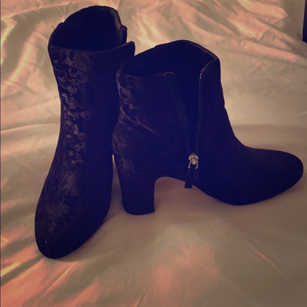 Black booties suade